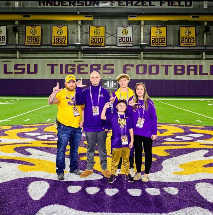 LSU Issues Statement on Superfan’s Death to Brain Cancer After Granting His Final Wish LSU honors superfan who died of brain cancer after granting his final wish, releasing heartfelt statement mournin