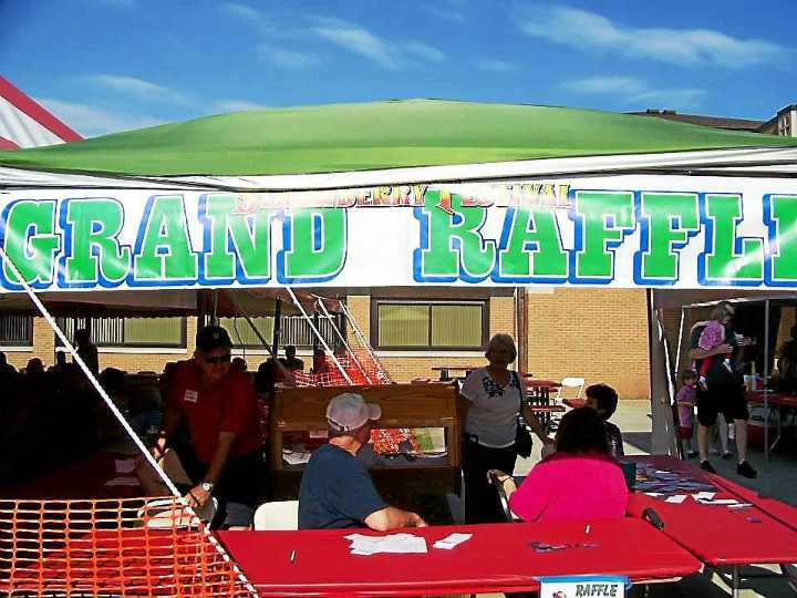 Macomb Township Strawberry Festival to sweeten June 20
