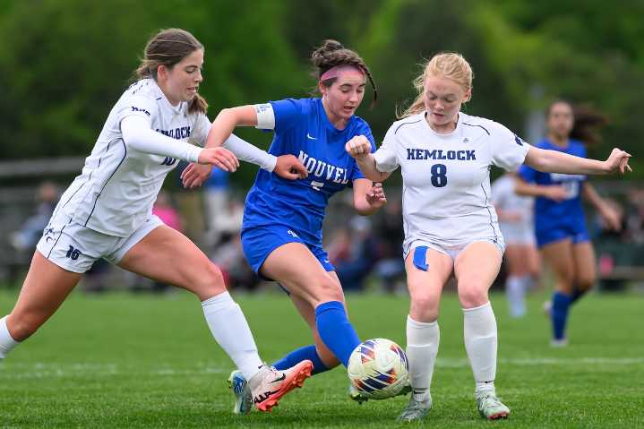 Nouvel claims regional win, heads to Division 4 girls soccer state semifinals