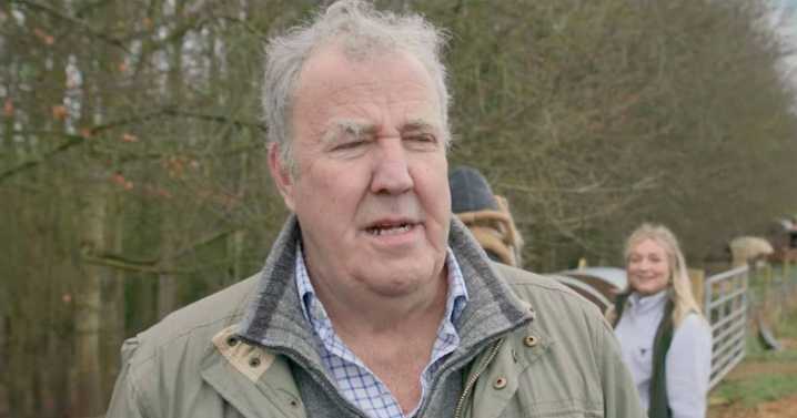 Jeremy Clarkson left dumbfounded after 'alarming observation' just minutes before pub opening