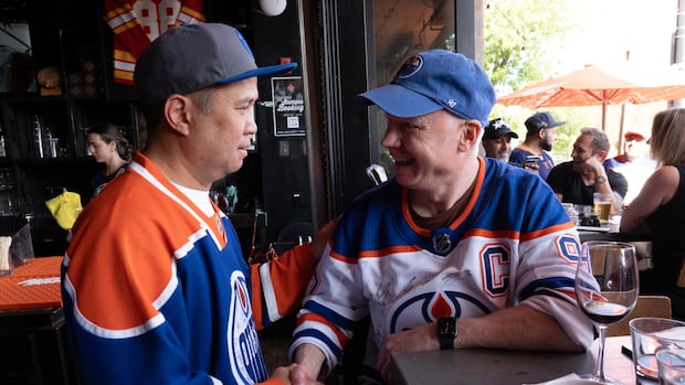 Oilers fans find a home in Calgary bars as Edmonton takes another shot at the Cup