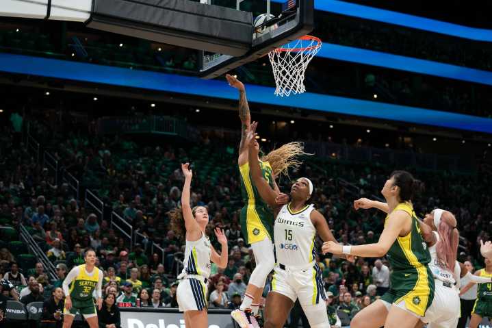 Storm brew fourth-quarter run to beat Wings