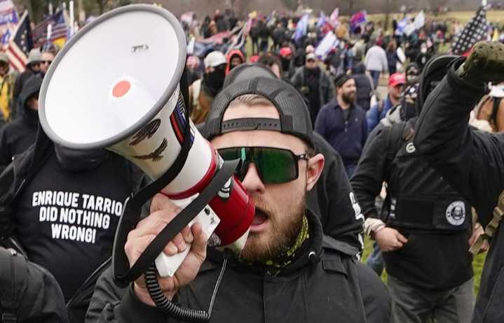 WA Proud Boys leader joins $100M lawsuit against DOJ over Jan. 6 case
