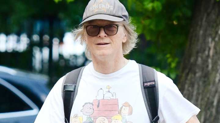 Eighties movie star, 63, unrecognizable after being fired from hit movie and award winning role… can you tell who it is?