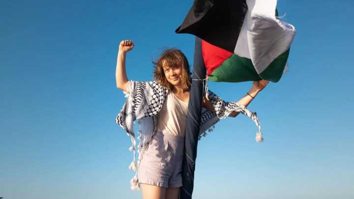 Israeli military 'will do whatever it takes' to stop Greta Thunberg's 'Freedom Flotilla' reaching Gaza as boat nears