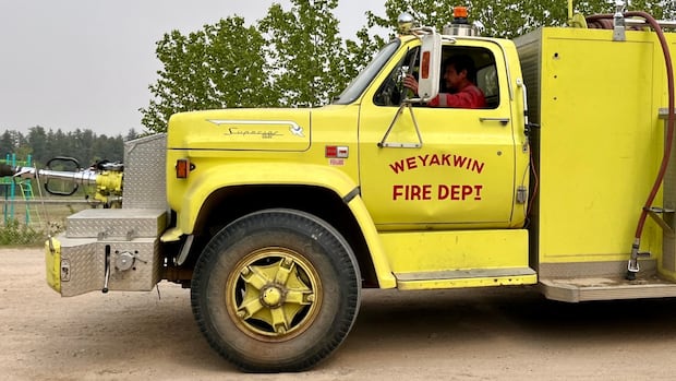 'We're keeping a couple bags packed': Weyakwin, Sask., residents start returning after evac order lifted