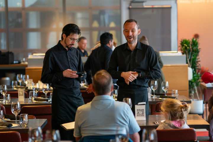 Colorado governor pressures Denver to lower tipped wages, but nobody is biting yet