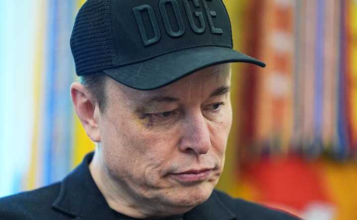 Elon Musk acusa a Trump de estar involucrado en el caso de prostitución de Epstein