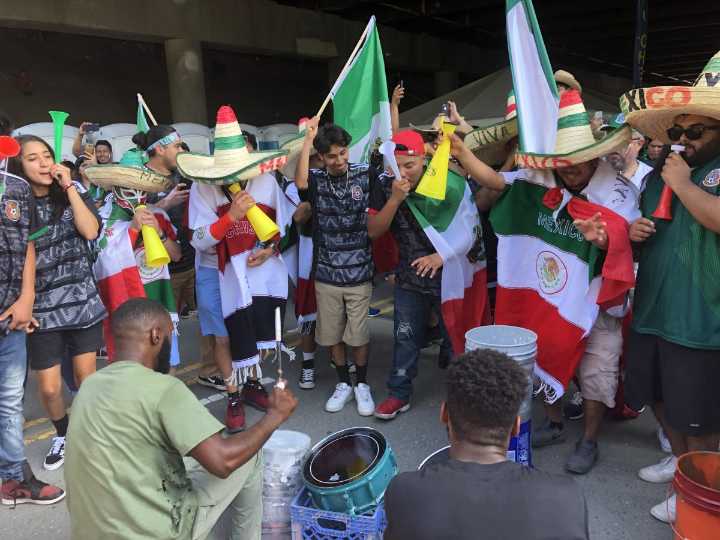 México vs Turquía en Chapel Hill: Guía de Tailgating