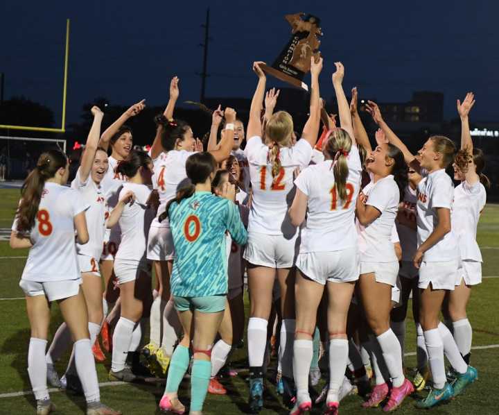 Troy Athens equalizes late, strikes twice in OT to beat Dakota for regional title