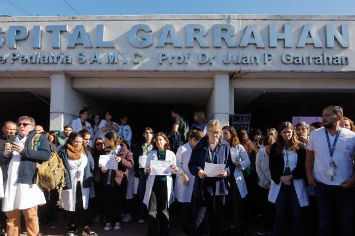 La Iglesia católica respalda el reclamo de los médicos del mayor hospital pediátrico de Argentina
