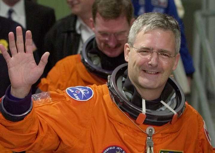 Marc Garneau left lasting legacy on Earth and in space, former colleagues say