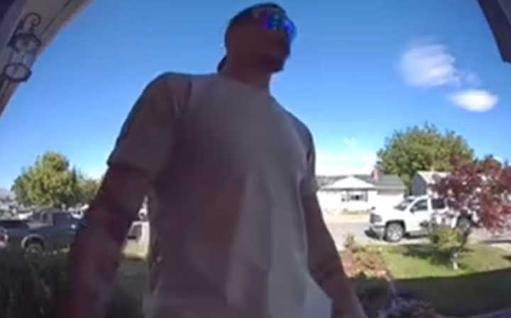 VIDEO: Last sighting of father Travis Decker before 3 girls found dead in Washington