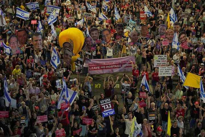 Remains of 2 Israeli-American hostages found