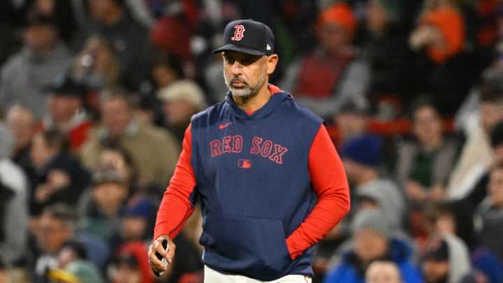 Former Red Sox First Baseman Defends Alex Cora Amid Struggles