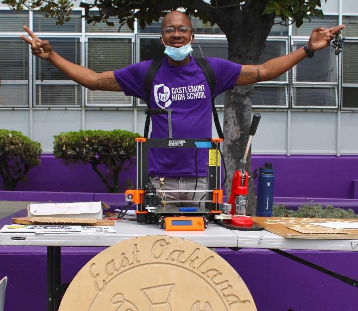 ‘He really wanted to change East Oakland’: Death of Castlemont teacher leaves school community reeling