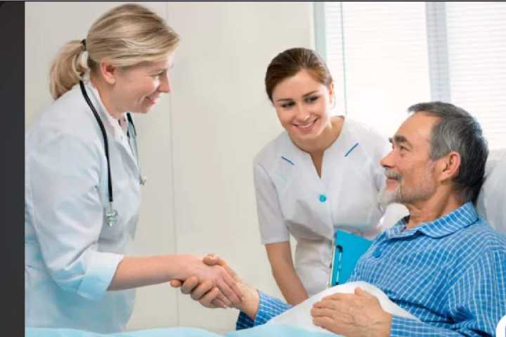 ¡Ayuda a un paisano regresar a casa! Pánfilo Vázquez Martín necesita tu ayuda tras salir del hospital