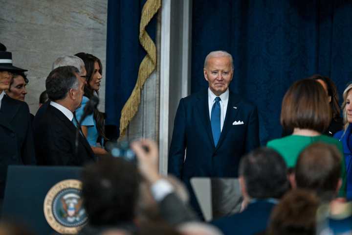 Republicanos citan al Congreso al médico de Biden por presunto "encubrimiento"