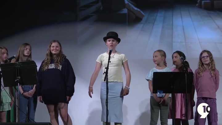 Frankfort Elementary Students perform their first musical at the Garden Theater