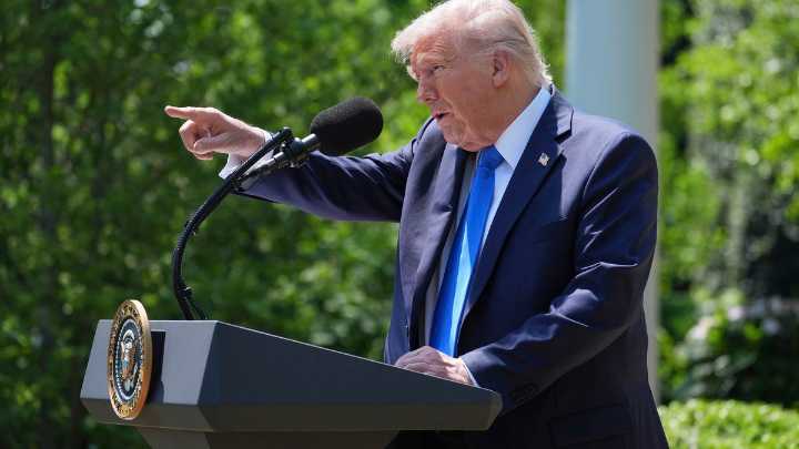Trump parece socavar propuesta de EEUU a Irán al decir que no permitirá enriquecimiento de uranio