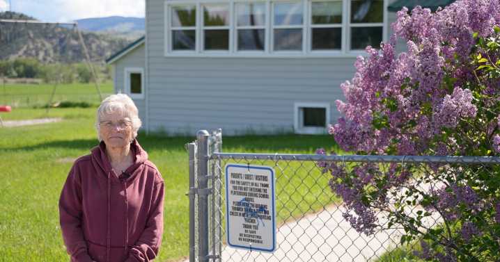 Gold Creek School closing for final time, after more than 100 years