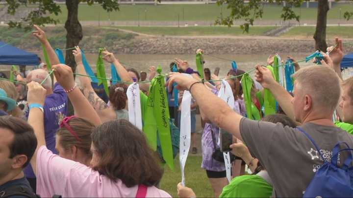 Crohn's and Colitis Foundation walk raises over $97,000