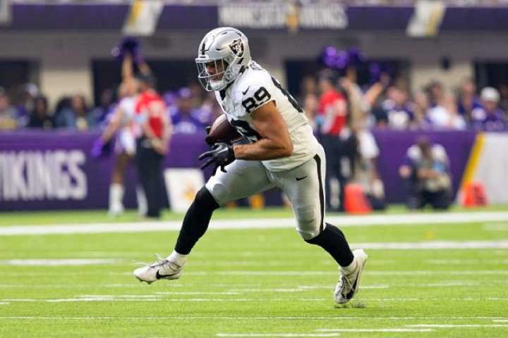 Top 24 Tight End Rankings and Tiers for 2025 Fantasy Football