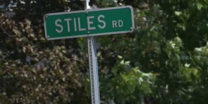 Police continue search for driver who reportedly fled fatal crash