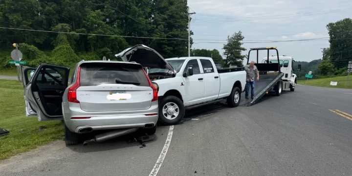 3 taken to hospital in Hillsville t