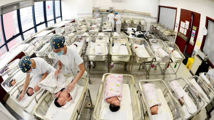 China to make all hospitals offer epidurals to incentivize childbirth