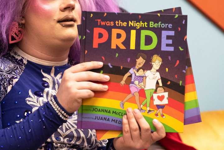 Iowa ACLU sends letters to cities calling for removal of drag restrictions