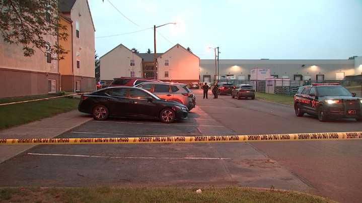 2 injured following shooting in Urbancrest; 1 in custody