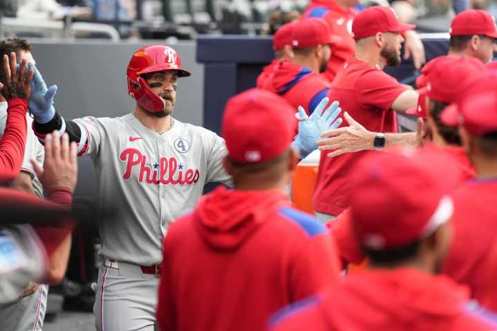 Harper conecta jonrón en su regreso, Turner añade 2 y Filis vencen 8