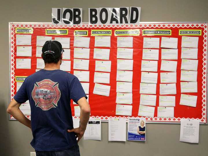 Canada's unemployment rate hits 7%, but job market holds steady