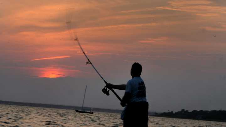 After-hours beaches in RI for a sunset walk or to go fishing