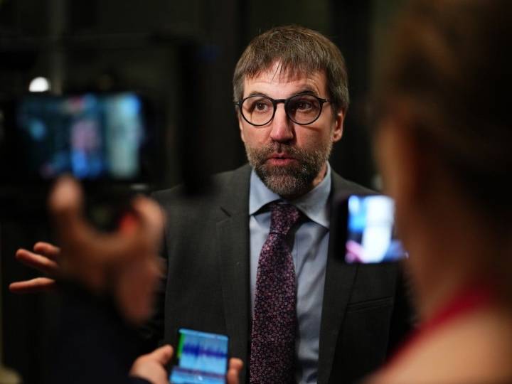 Smith reignites feud with Guilbeault over his plans for national parks