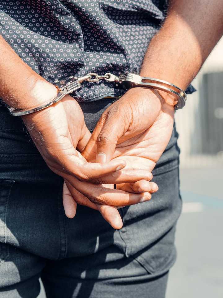 Arrestos en Sanford: Causas y consecuencias para inmigrantes