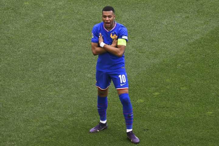 Mbappé steers France to 2-0 win over Germany in Nations League