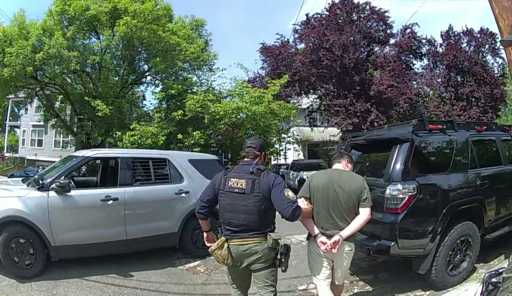 Secret indictment reveals more details about Gresham teacher suspected of child sex crimes