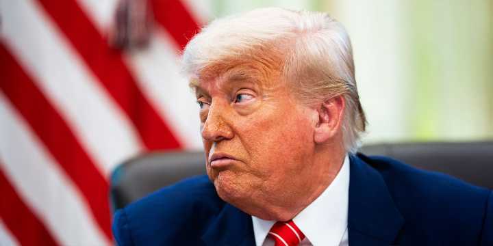 4 Times Donald Trump Was Spotted Golfing Without Alleged Makeup