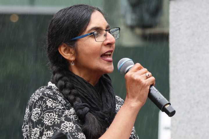 Seattle socialist Kshama Sawant to challenge Adam Smith