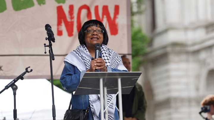 Starmer's immigration speech 'fundamentally racist', says Diane Abbott following 'island...