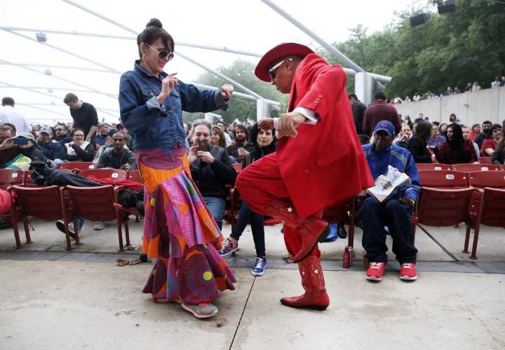 What to do in Chicago: Blues Fest and "Grand National Tour"