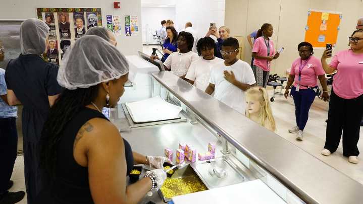 Jefferson County schools offers free summer meals to students