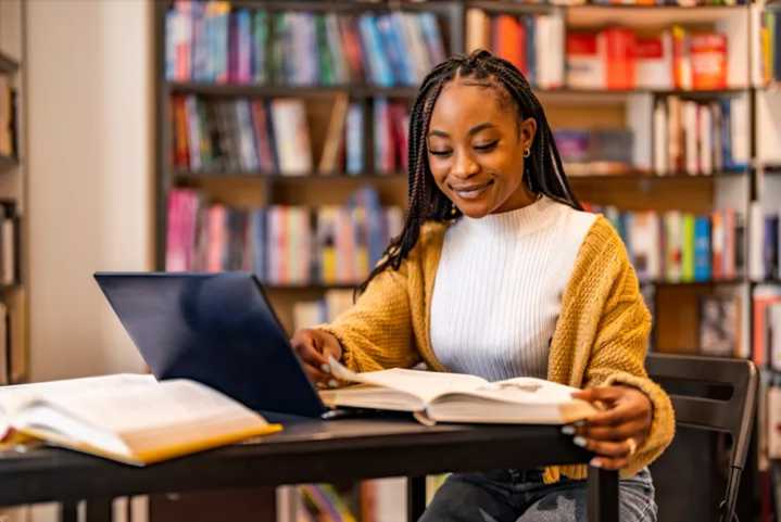 Deconstruction Zone: ‘Womanist’ writers prompt racial healing