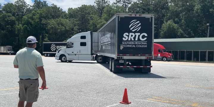 Florida, Georgia truck drivers to be put ‘out-of-service’ if not proficient in English, federal order says