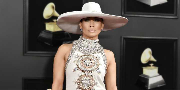 'This Suits Her': Blond Jennifer Lopez Sparks Online Buzz