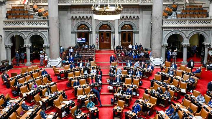 New York legislators vote to preserve media access to encrypted police radio communications