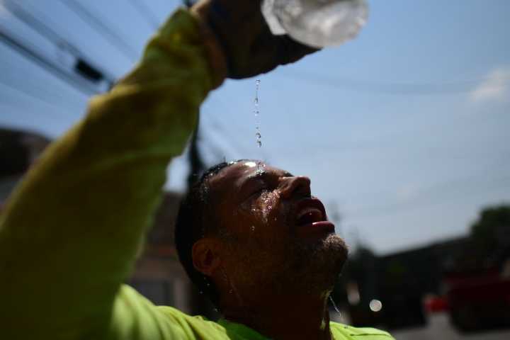 Funding to protect American cities from extreme heat just evaporated