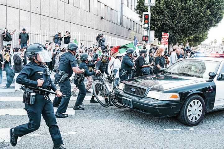 Trump deploys National Guard to LA